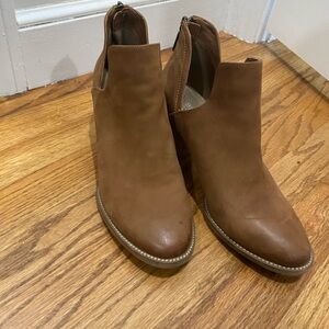 Blondo Waterproof western booties